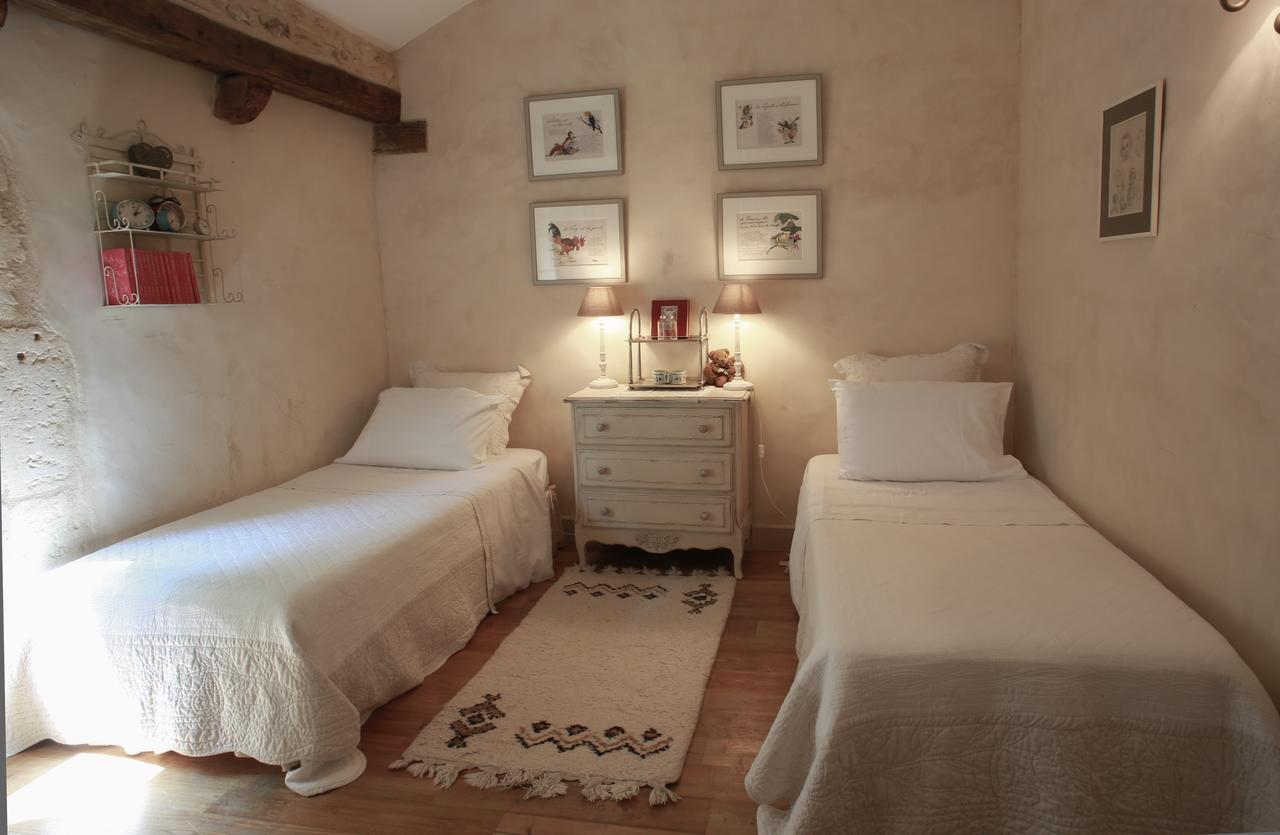 Bed and Breakfast Le Manoir De Beauregard à Clermont-de-Beauregard Extérieur photo